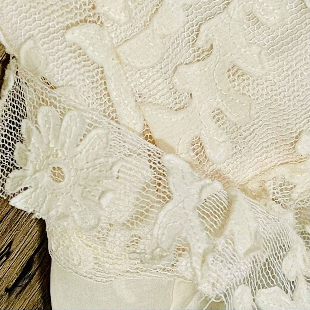 Anthropologie Lace Off-The-Shoulder Cream Blouse size XL - Picture 11 of 13